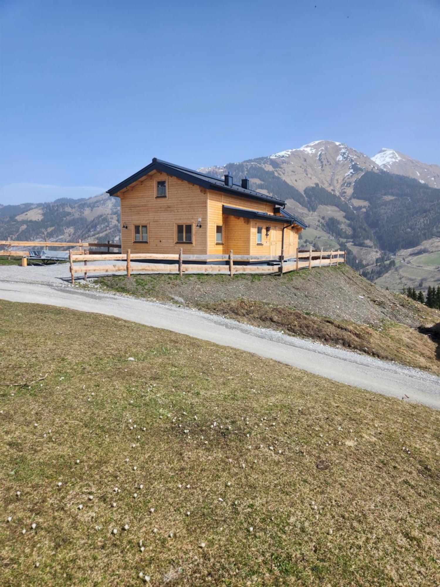 Lipphuette Top Lage Mit Traumhafter Aussicht Rauris Exterior photo