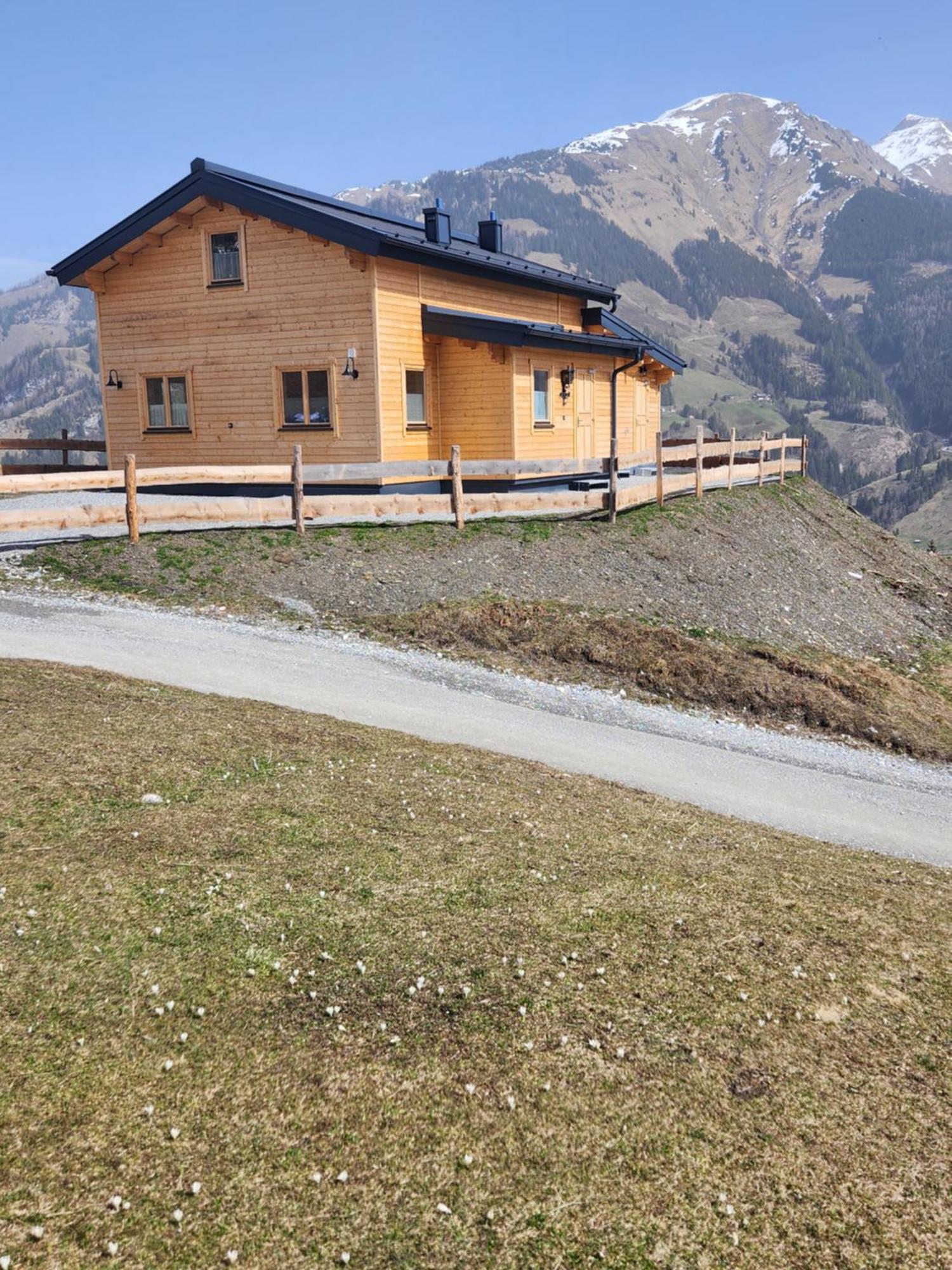 Lipphuette Top Lage Mit Traumhafter Aussicht Rauris Exterior photo
