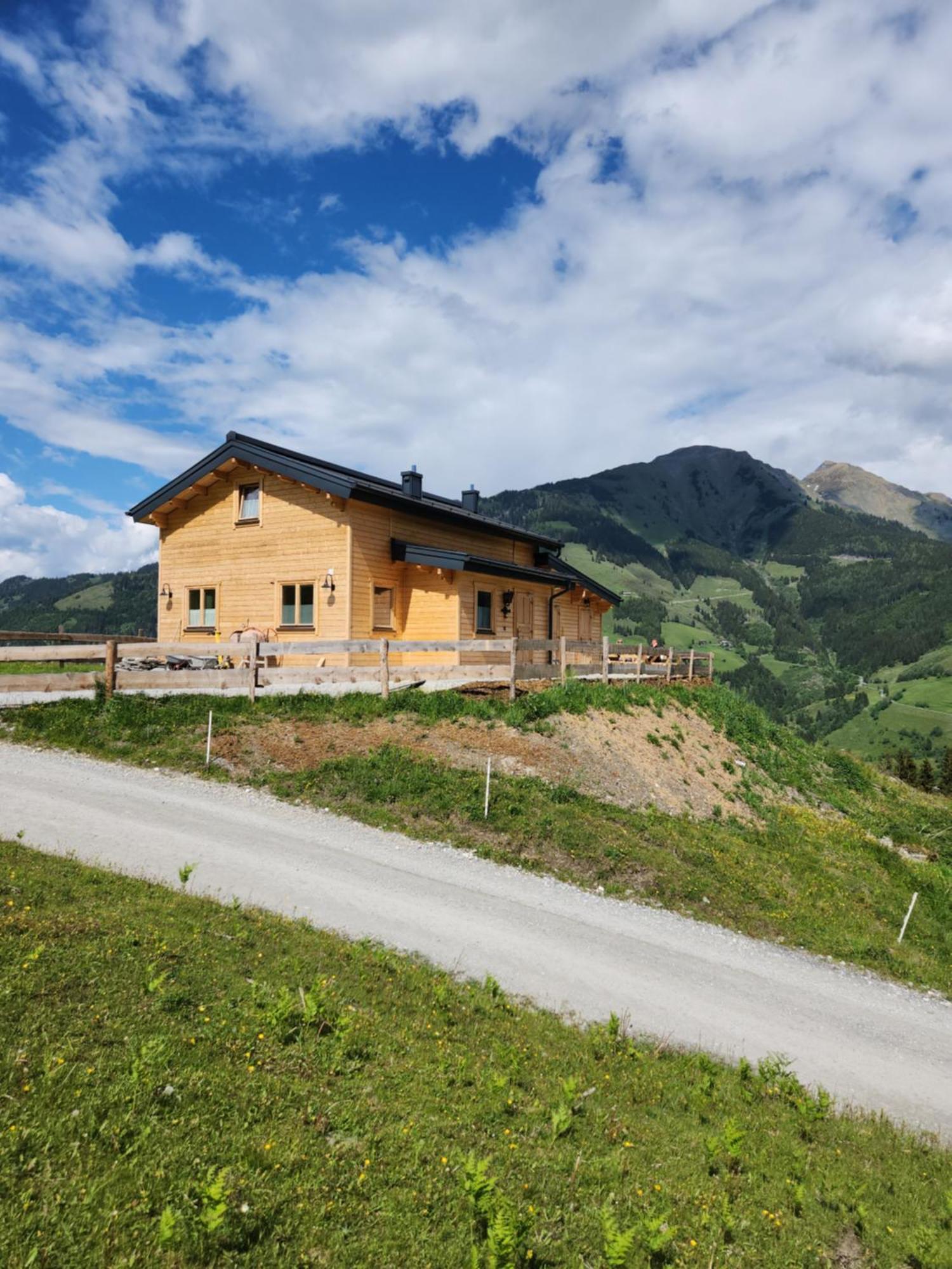 Lipphuette Top Lage Mit Traumhafter Aussicht Rauris Exterior photo